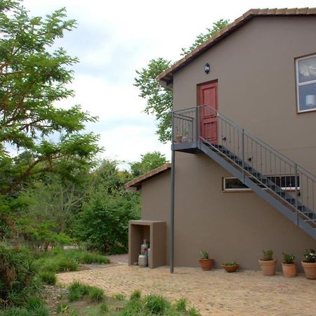 Wild Olive Executive Suite Johannesburgo Exterior foto