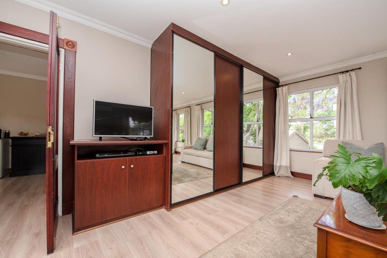 Wild Olive Executive Suite Johannesburgo Exterior foto